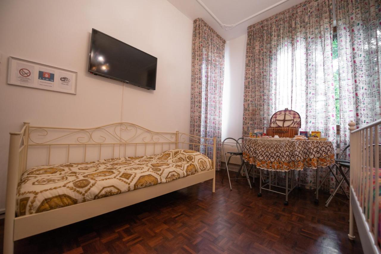 B&B Family First Capriate San Gervasio Exterior foto